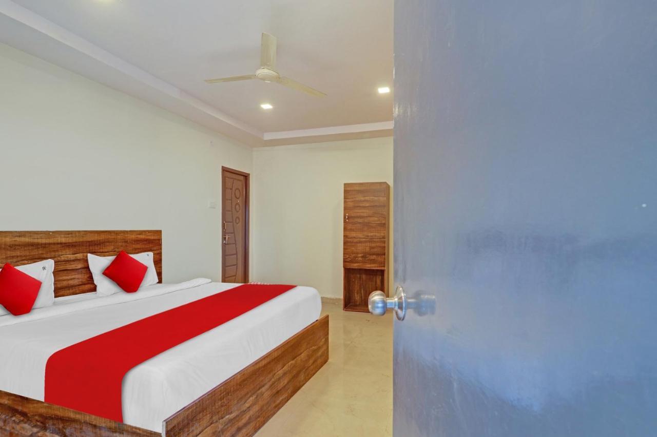 Hotel O R Square Inn Hyderabad Exterior photo